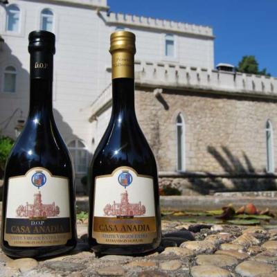 POD & Private collection